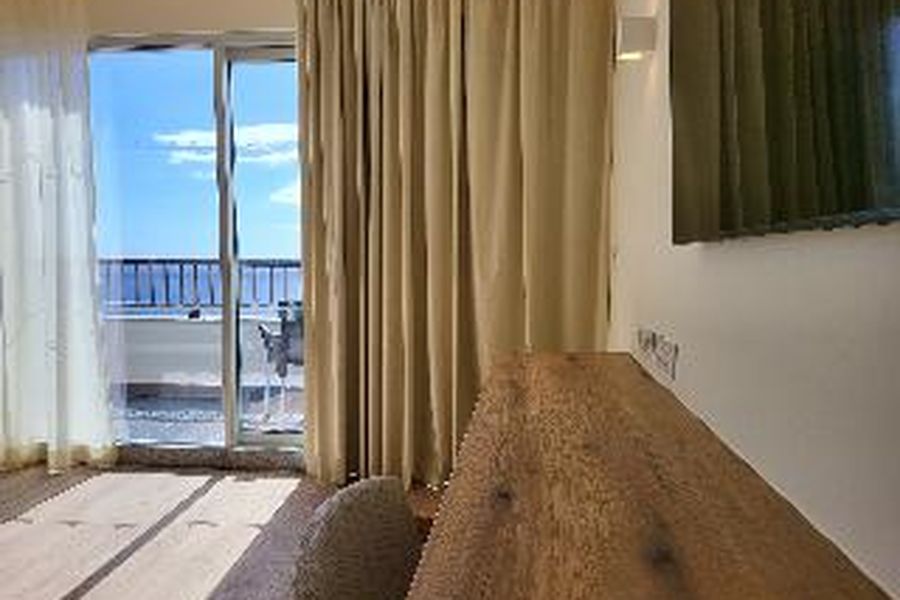 photo-1