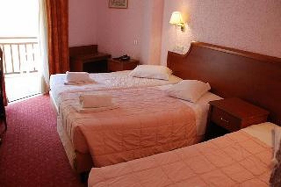 photo-1