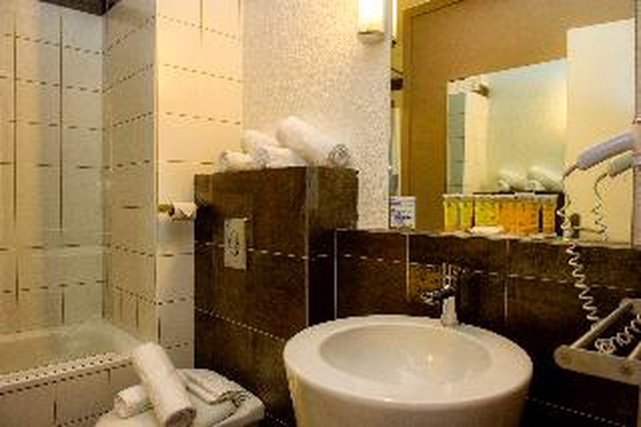 photo-1