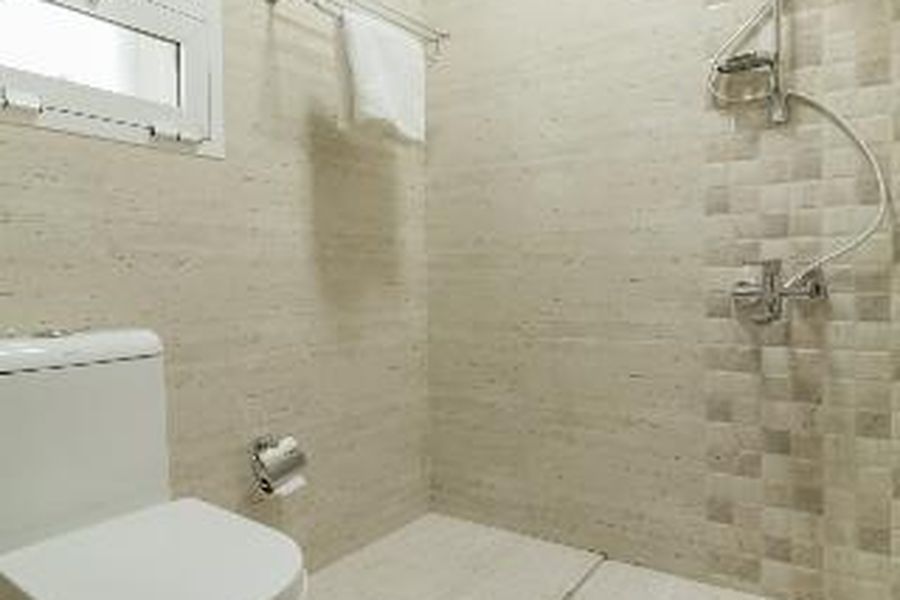 photo-0