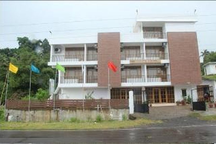 photo-0