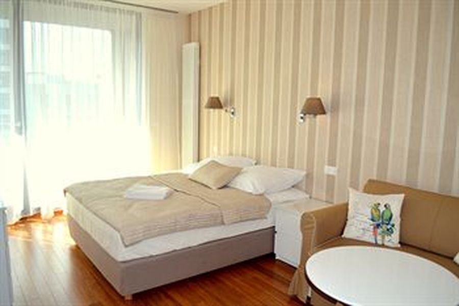 photo-1