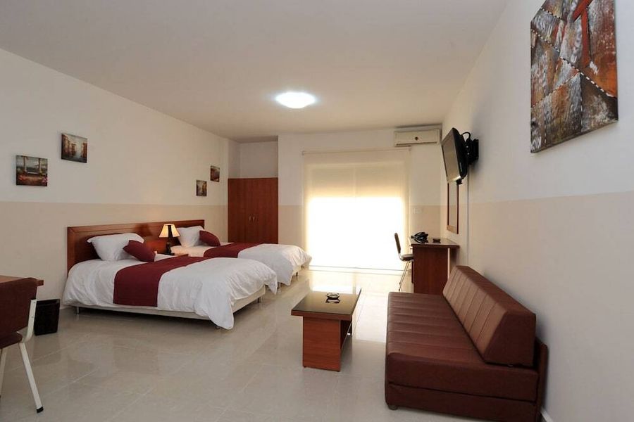 photo-1