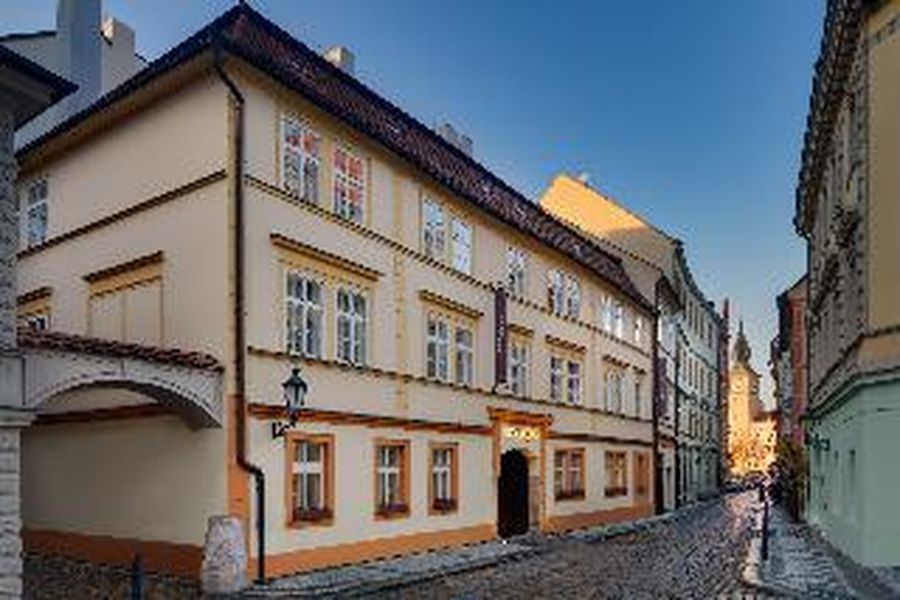 photo-1