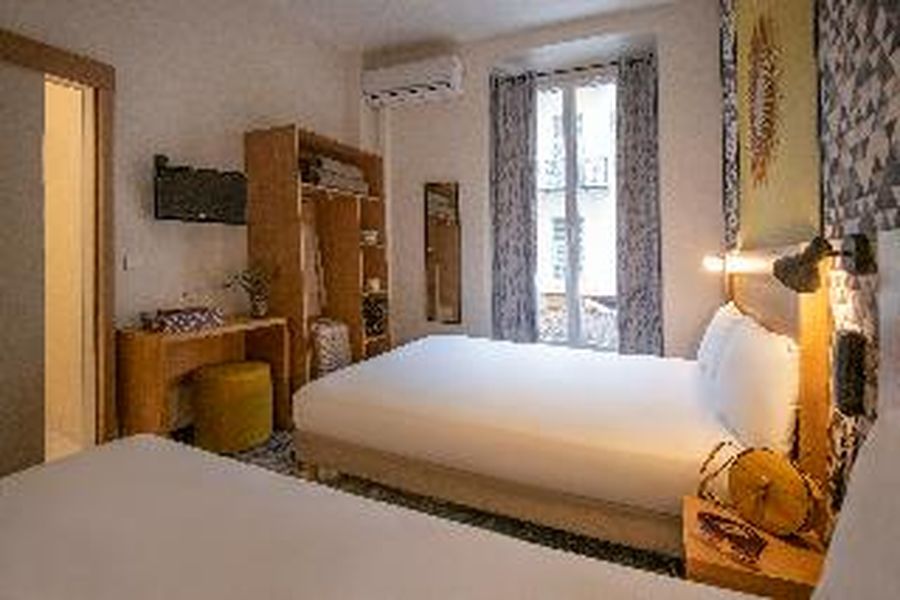 photo-1