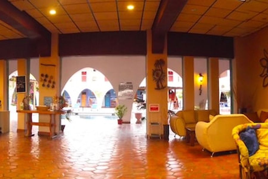 Hotel Hacienda Bugambilias - La Paz | Hurb