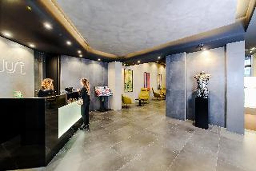 photo-1